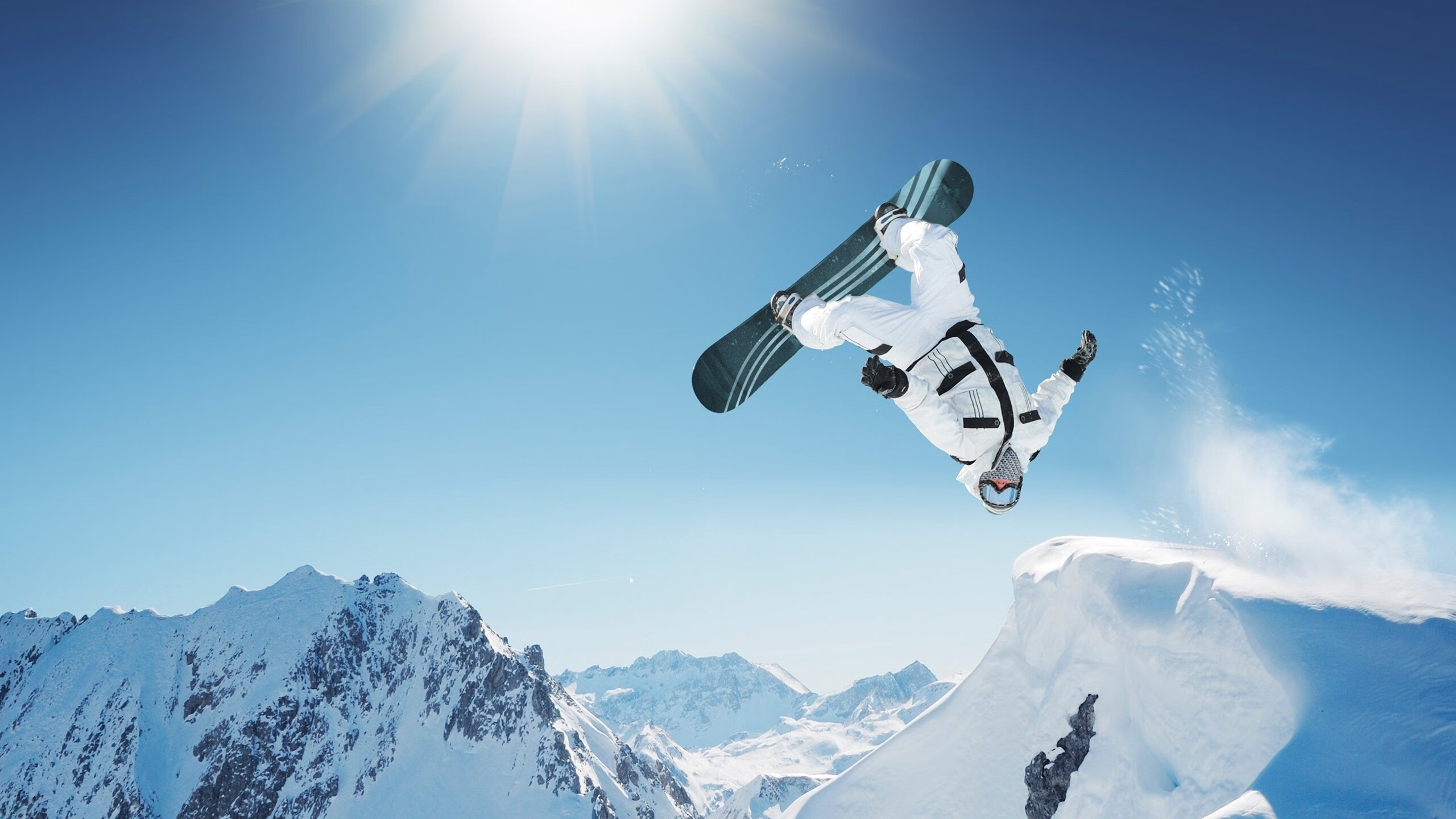 开云平台-《【科技变革】VR、AR技术带来沉浸式电竞体验》，vr technology