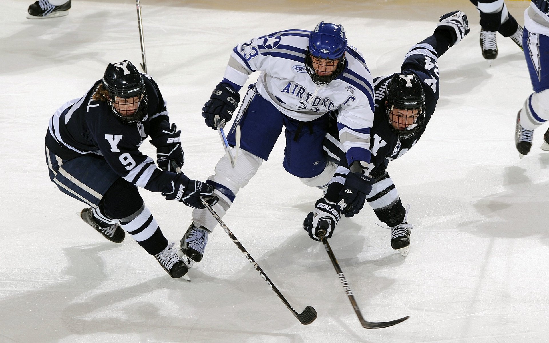 【科技让青训变未来】精准青训体系带给青少年更多成长空间！，青训训练